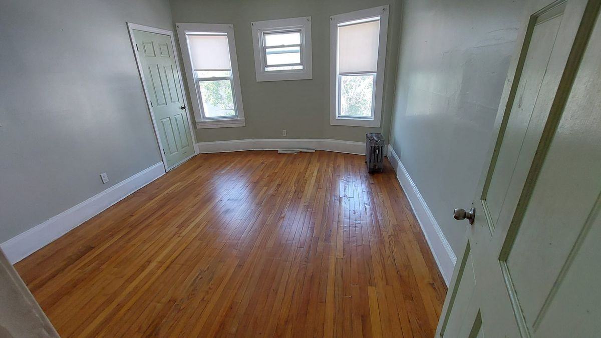 3 Goddard Rd - Photo 6 of 15