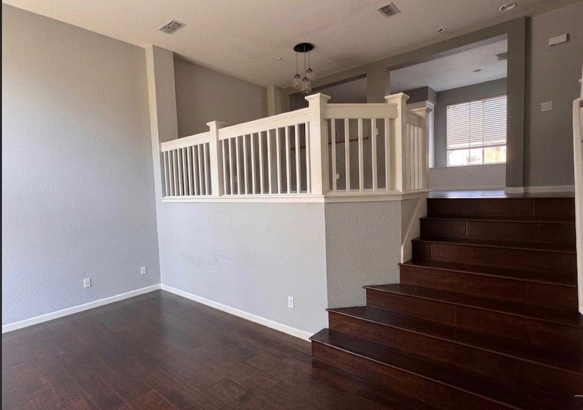 635 Condor Ct - Photo 2 of 14