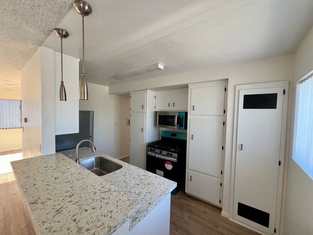 6612 N Figueroa St ##1/2 - Photo 2 of 21