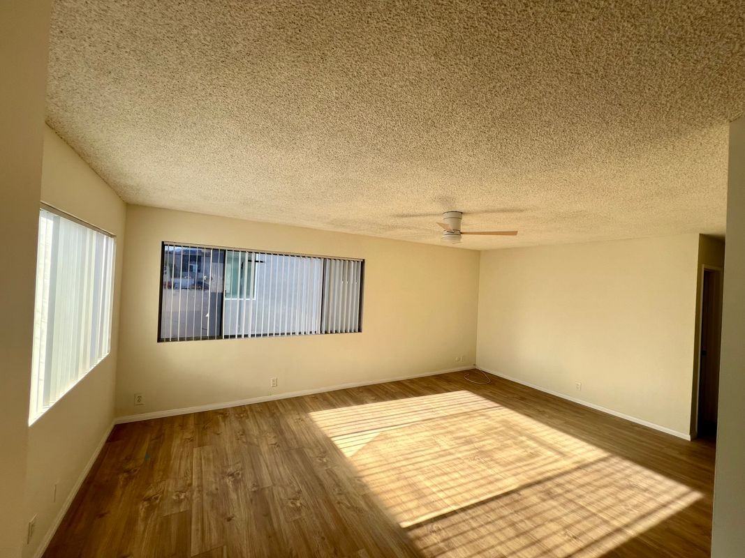 6612 N Figueroa St ##1/2 - Photo 3 of 21