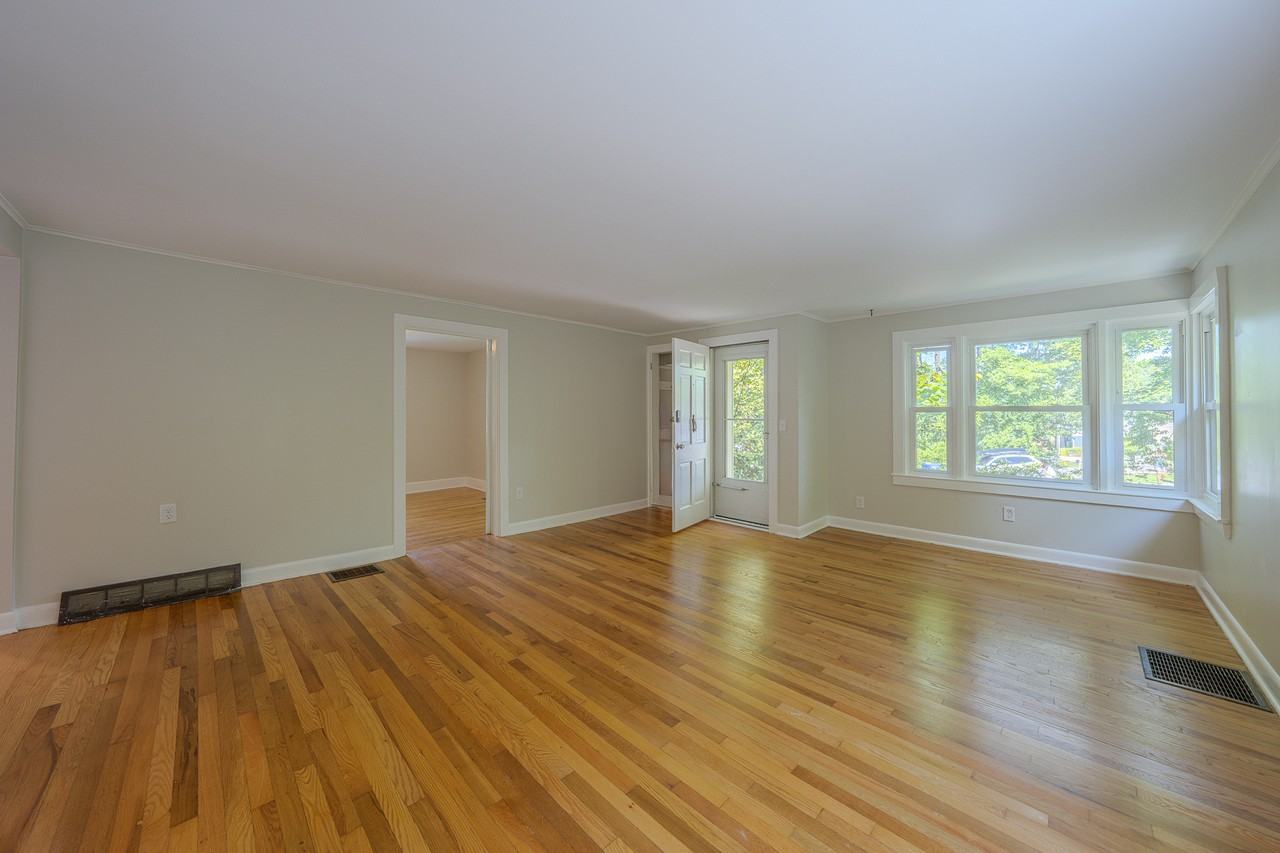 7 W Raleigh Rd #A - Photo 4 of 28
