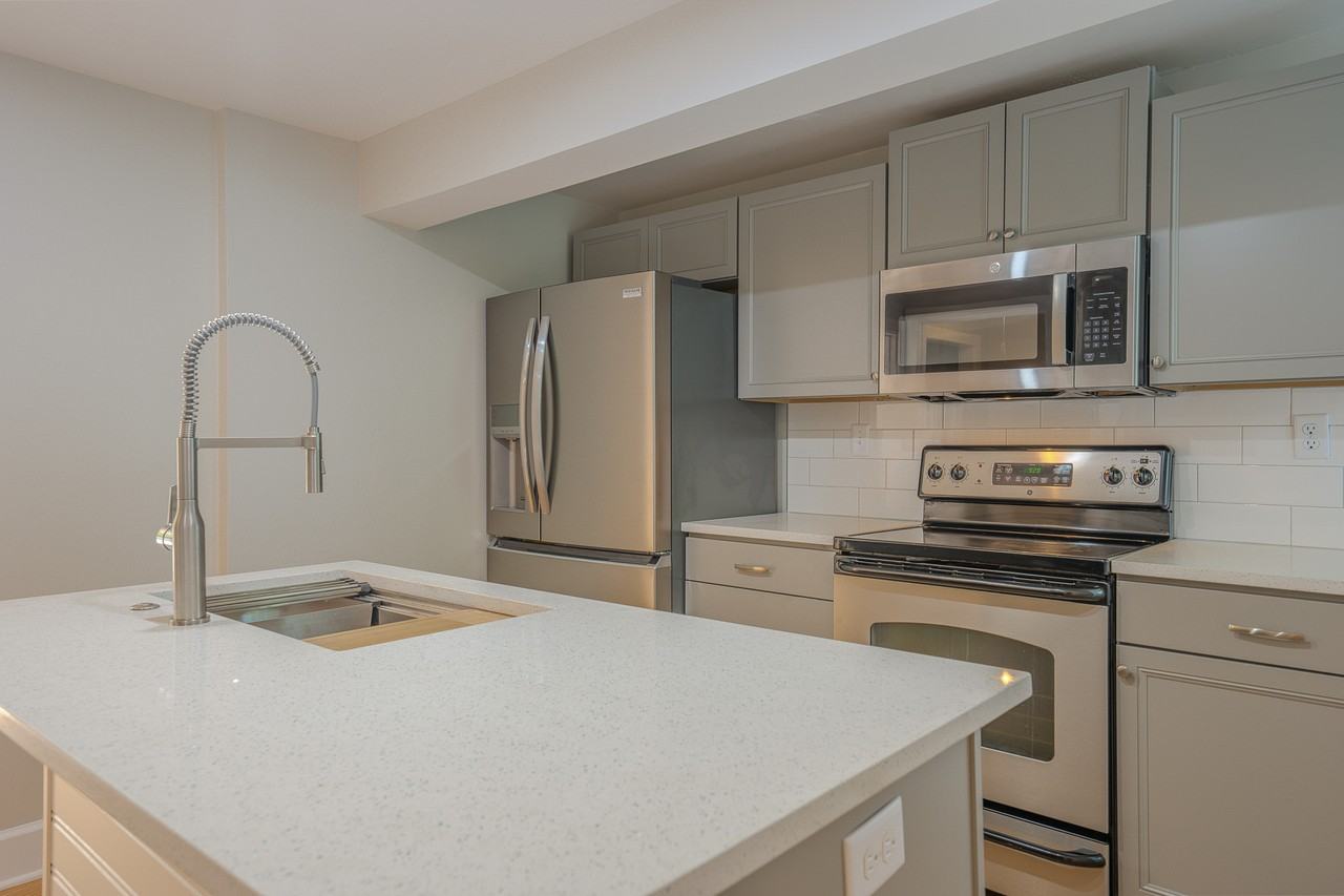 7 W Raleigh Rd #A - Photo 7 of 28