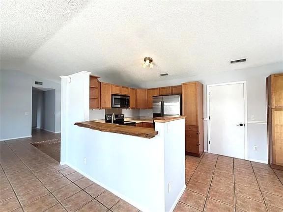 9923 Castleton St #NA - Photo 6 of 17