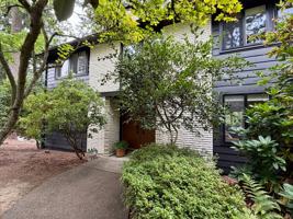 featured image of 3210 Nw Mckinley Dr #NA