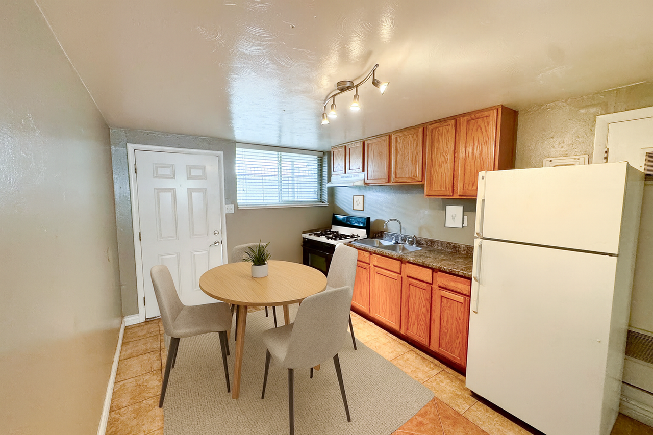 4630 E Asbury Circle - Photo 6 of 15