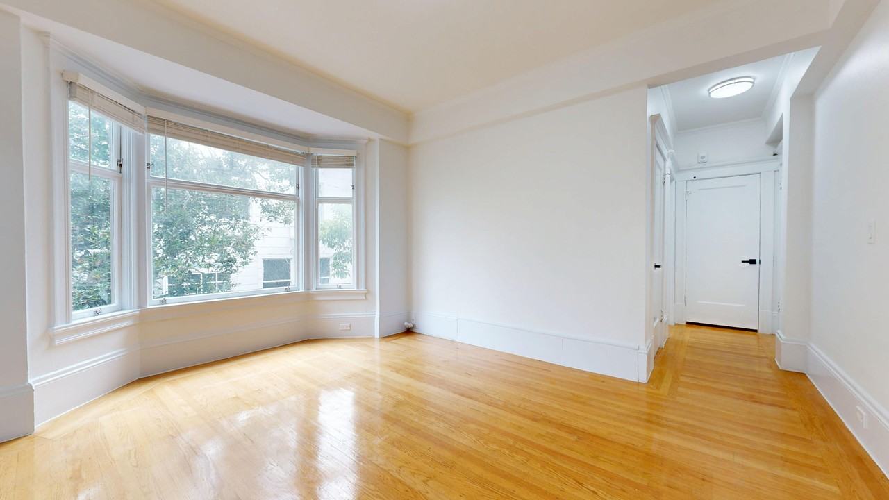 1060 Bush Street - Photo 6 of 37