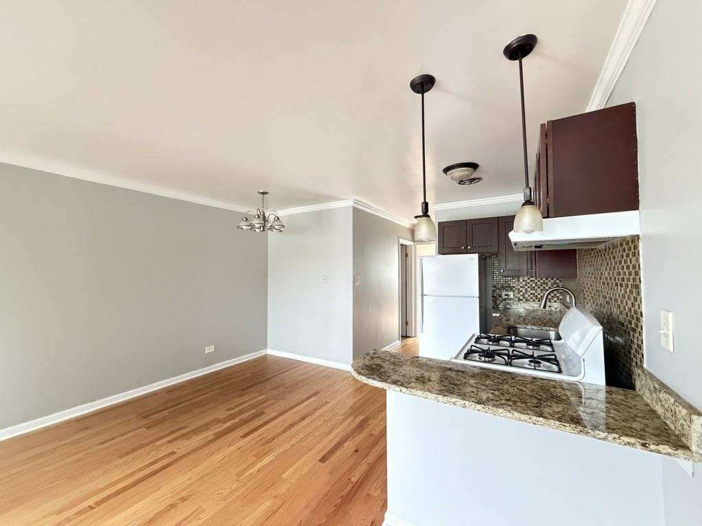 8498 500 Waukegan #P21 - Photo 5 of 20
