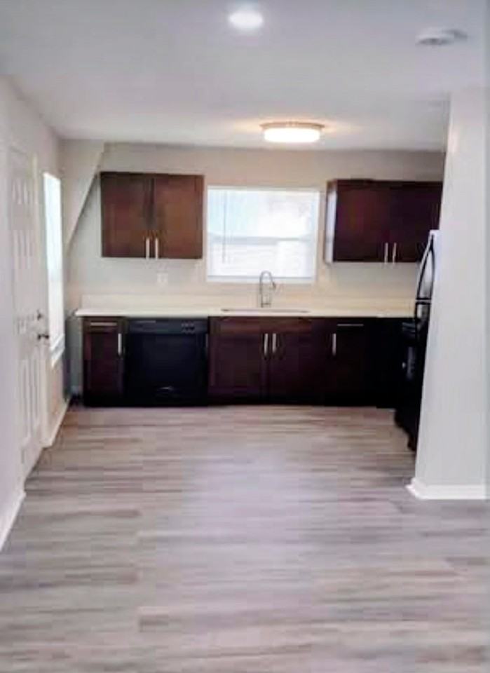 701 E Hanlon St #NA - Photo 3 of 9