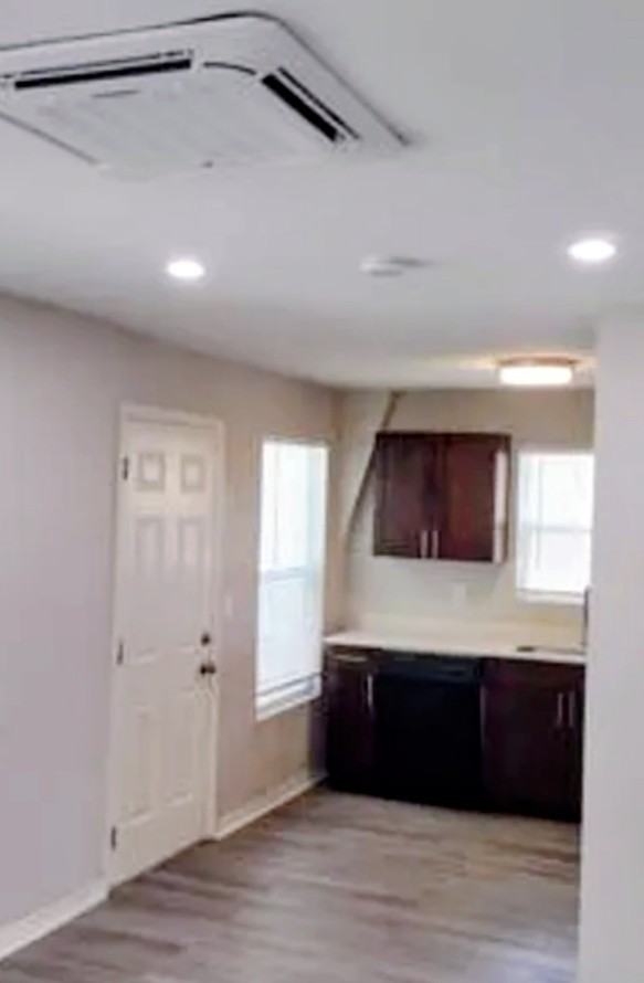 701 E Hanlon St #NA - Photo 4 of 9