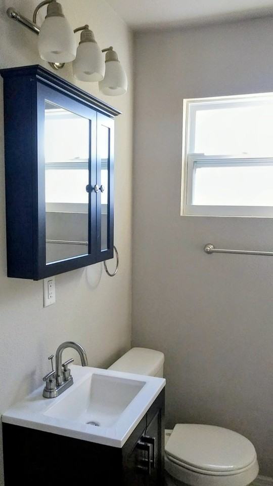 701 E Hanlon St #NA - Photo 5 of 9