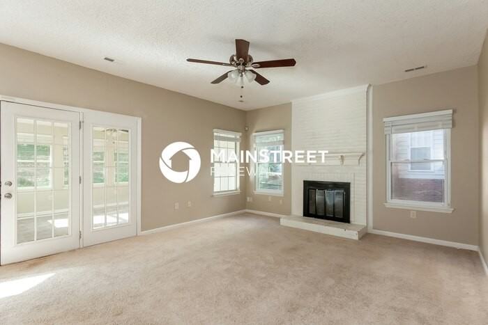 12715 Netherhall Dr - Photo 4 of 17