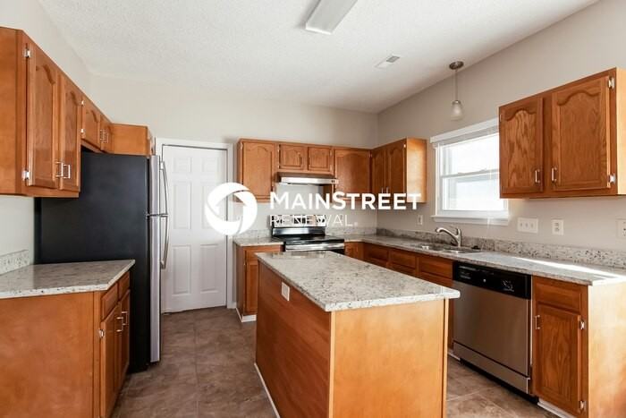 12715 Netherhall Dr - Photo 7 of 17