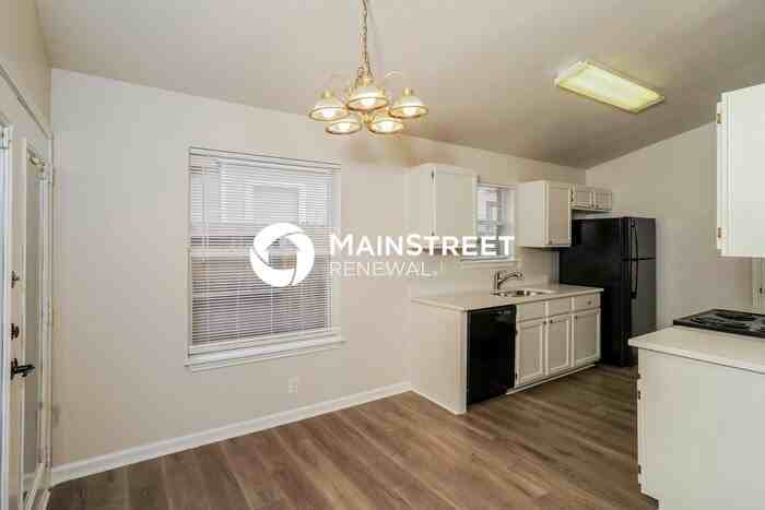 9439 Gillcross Way - Photo 5 of 16