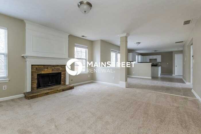 704 Waterstone Ct - Photo 4 of 15