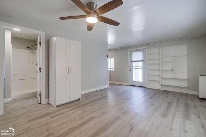 6935 1/2 Hoffman Ave - Photo 3 of 18