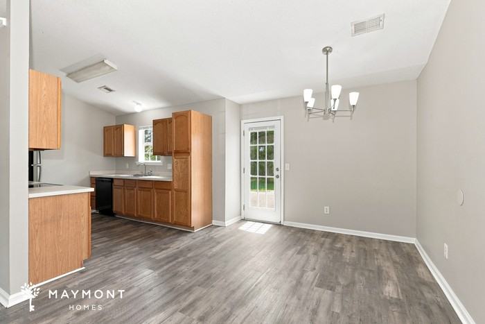 652 New Stock Dr - Photo 6 of 15