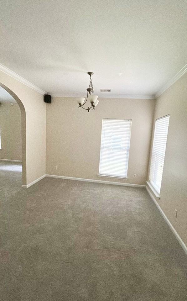 273 Oxmoor Pl - Photo 3 of 27