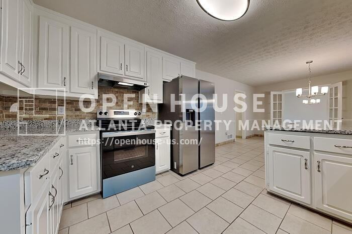 1555 Rose Pointe Dr - Photo 6 of 24