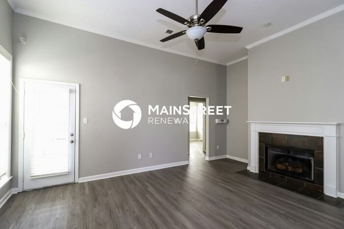 9223 Chastain Pl - Photo 3 of 14