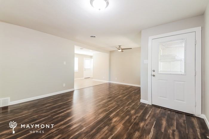 8520 Graywood Dr - Photo 4 of 12
