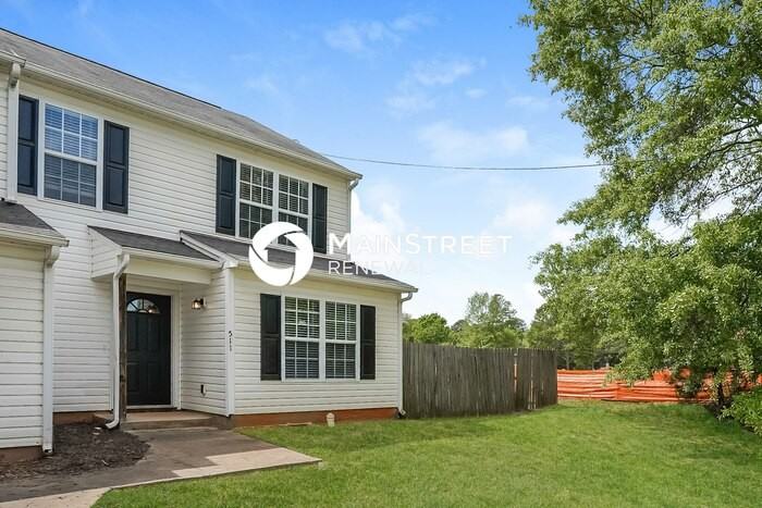 511 Bradkin Ct - Photo 2 of 17