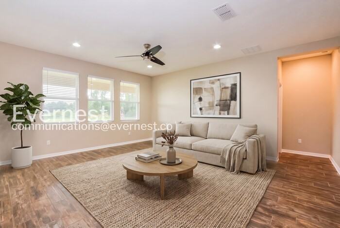 1891 Castleton Dr - Photo 4 of 22