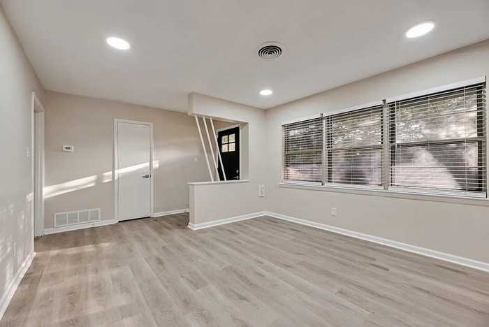 5706 Rocky Ridge Rd - Photo 3 of 21