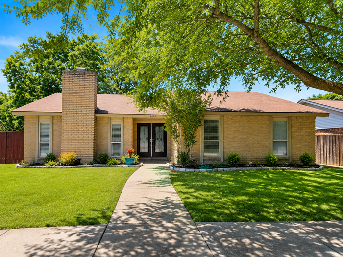 3401 Livingston Ln - Photo 2 of 50