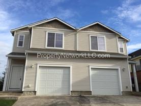 672 Ne Anderson Rd - Photo 1 of 1