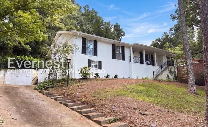 4829 Clairmont Ave S - Photo 2 of 26