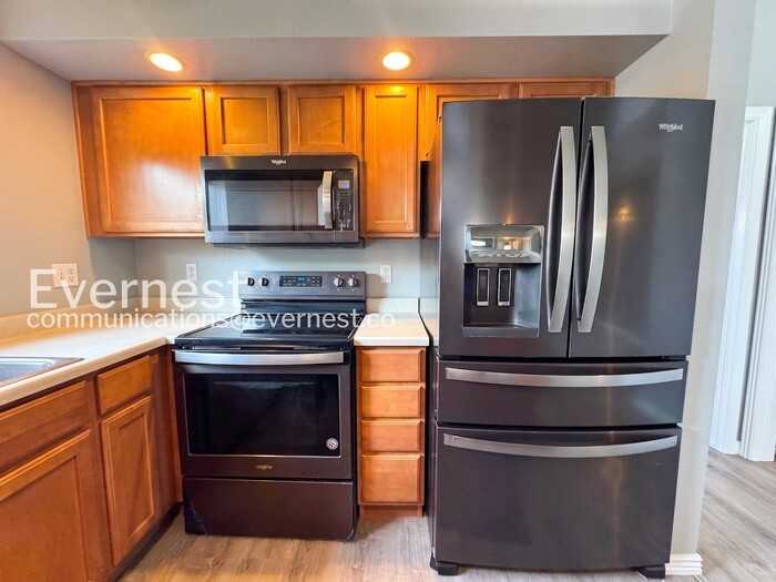 18761 E Water Dr #C - Photo 5 of 21