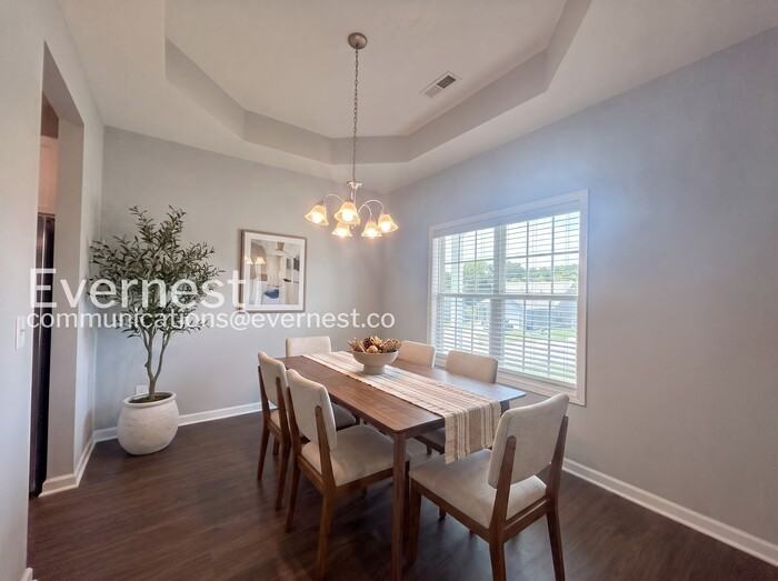 1032 Echo Ridge Rd - Photo 5 of 27