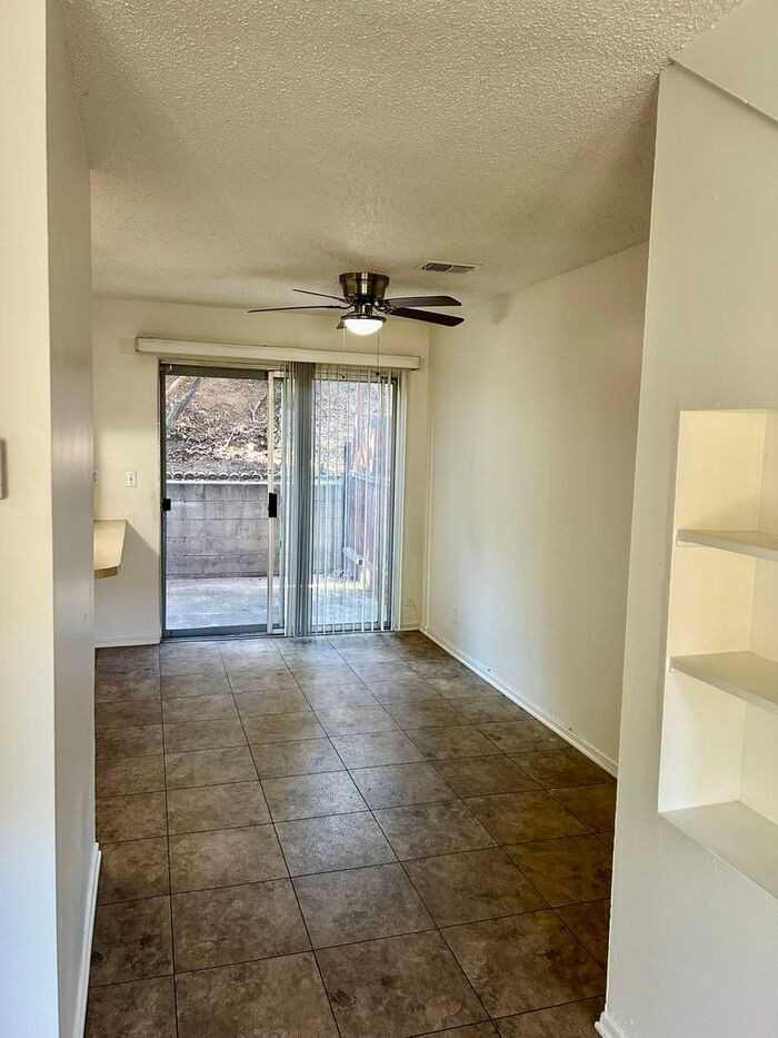 2437 Daphne Pl #C - Photo 3 of 30