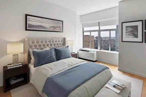 Washington St #18N - Photo 3 of 7