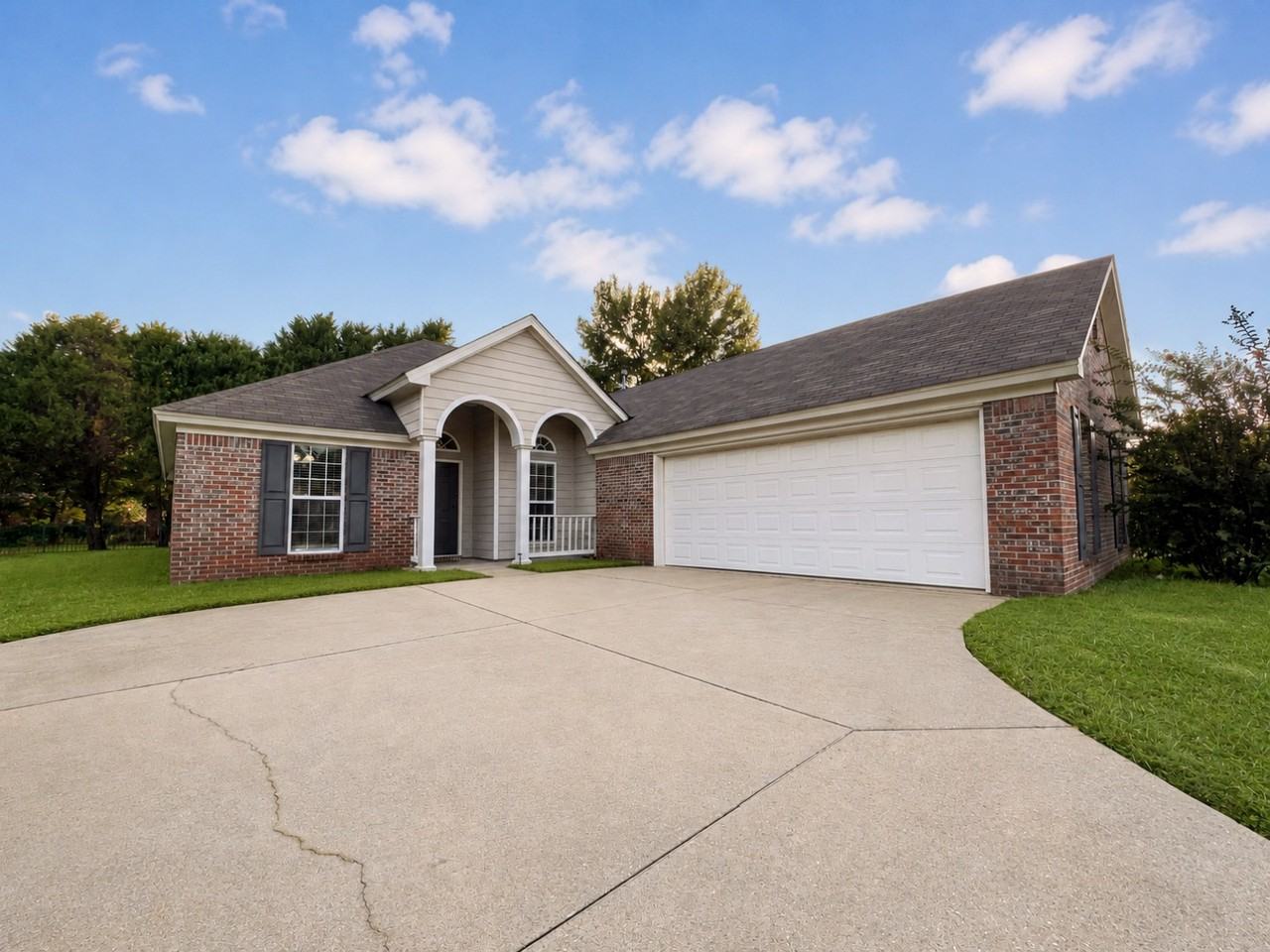 8032 Copperfield Dr - Photo 2 of 20