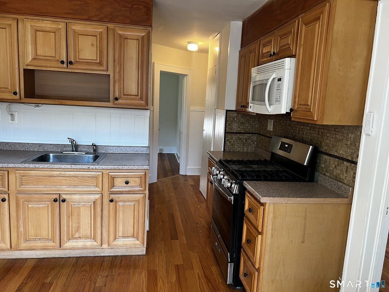 243 Henry Ave - Photo 6 of 11