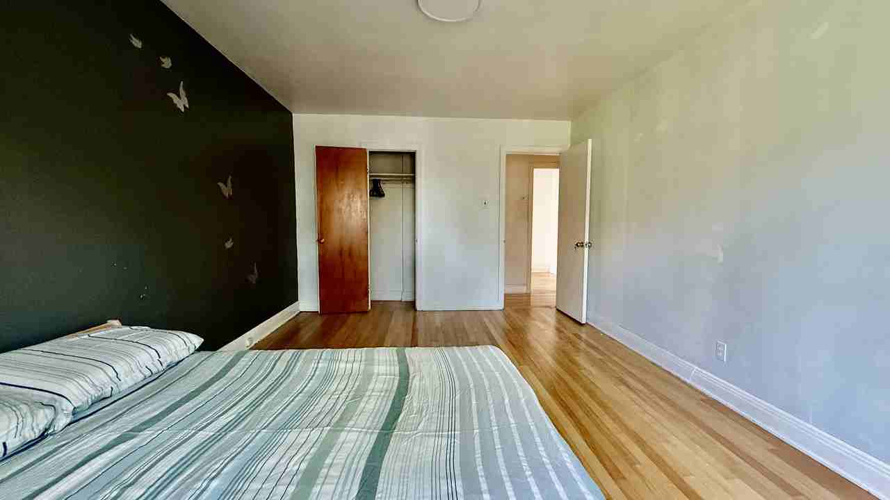 3795 Avenue Saint-Kevin - Photo 3 of 21