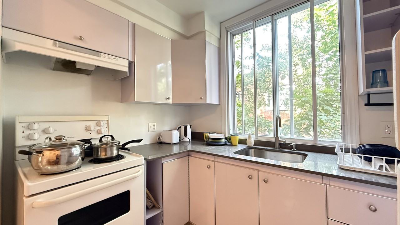 3795 Avenue Saint-Kevin - Photo 6 of 21