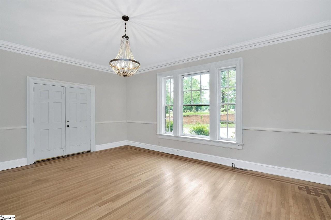812 W Whitner St - Photo 6 of 28