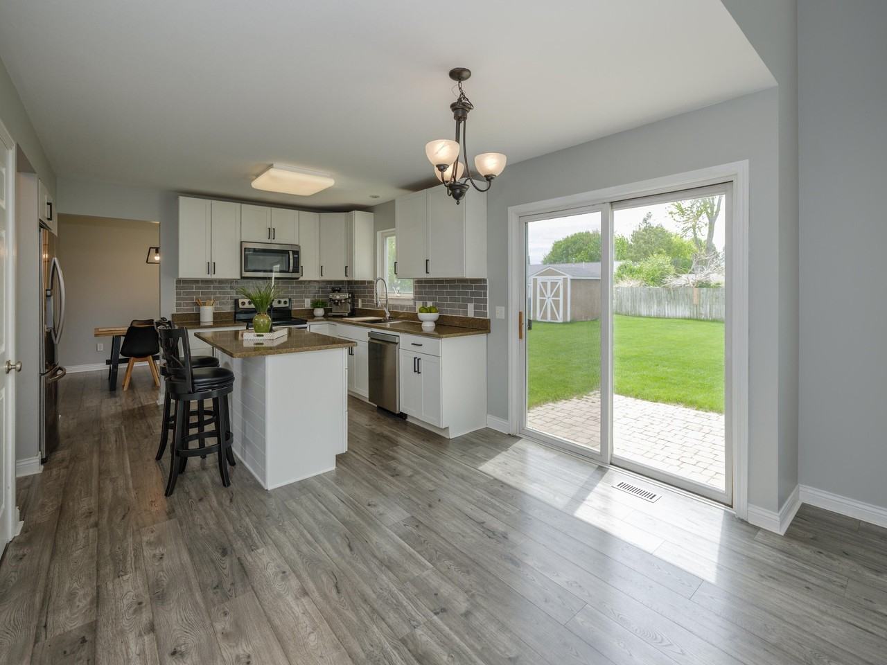 5824 Tradewind Dr - Photo 5 of 33