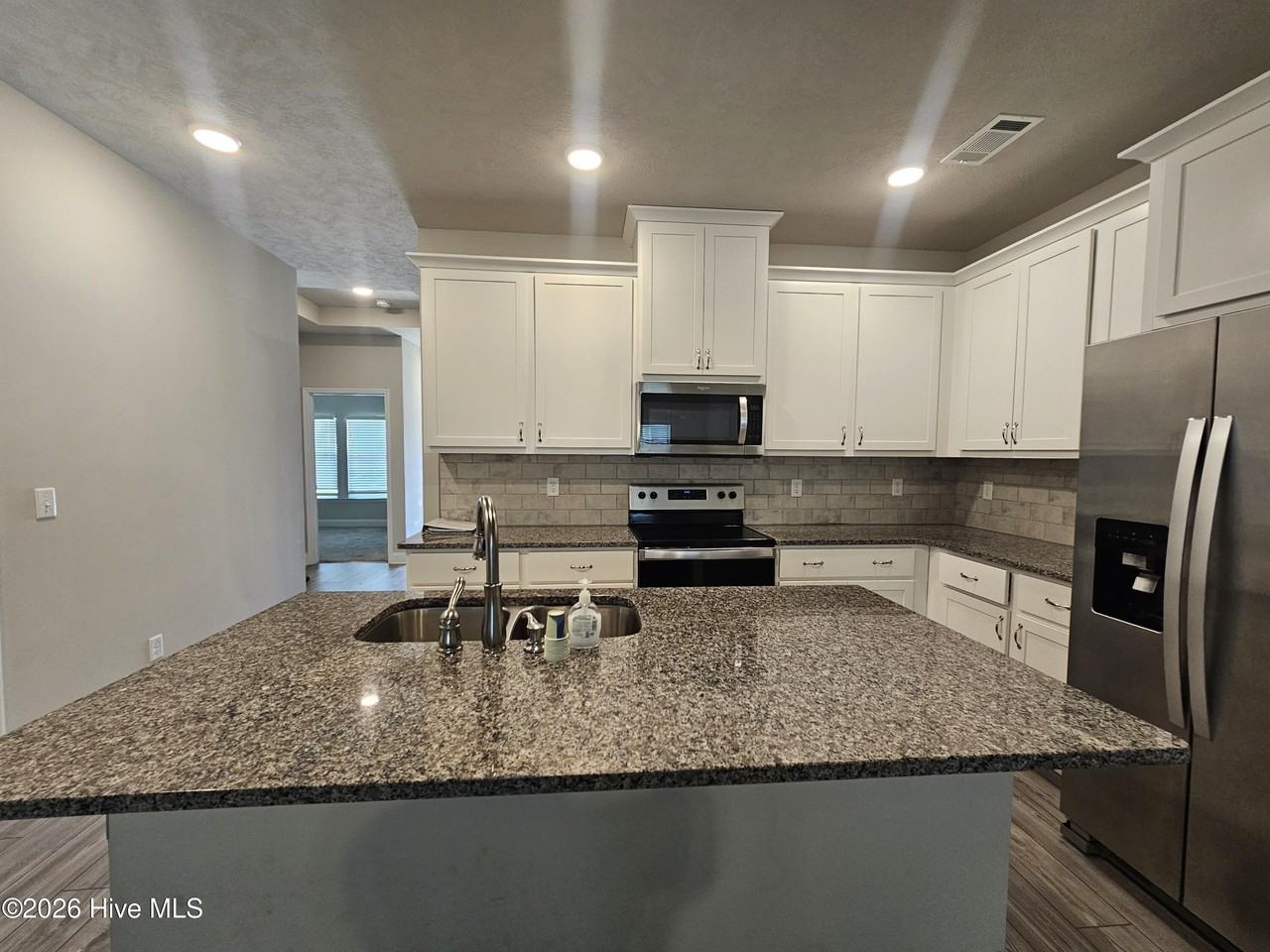 1103 Clareton Dr - Photo 2 of 17