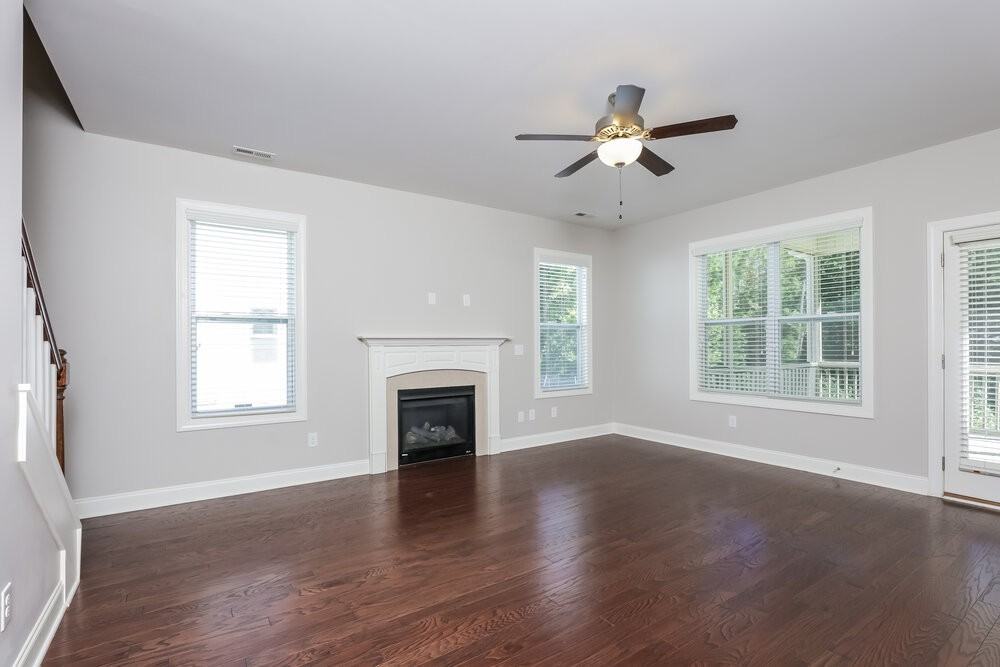 168 Hawkesburg Dr - Photo 4 of 17