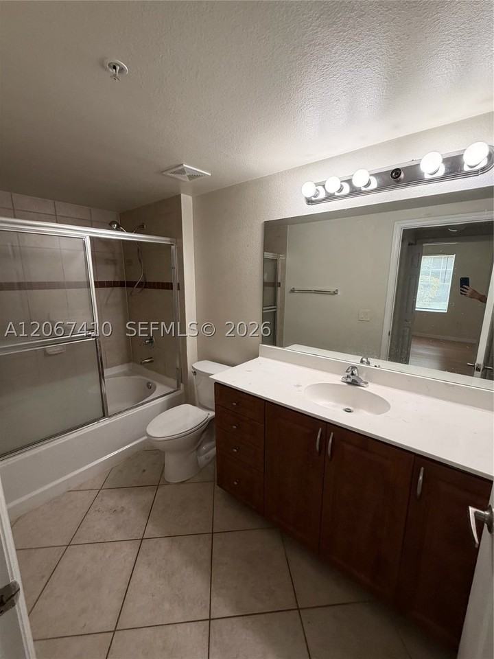 6492 Emerald Dunes Dr #107 - Photo 5 of 11