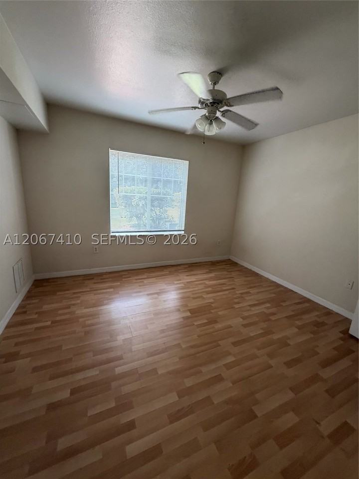 6492 Emerald Dunes Dr #107 - Photo 7 of 11