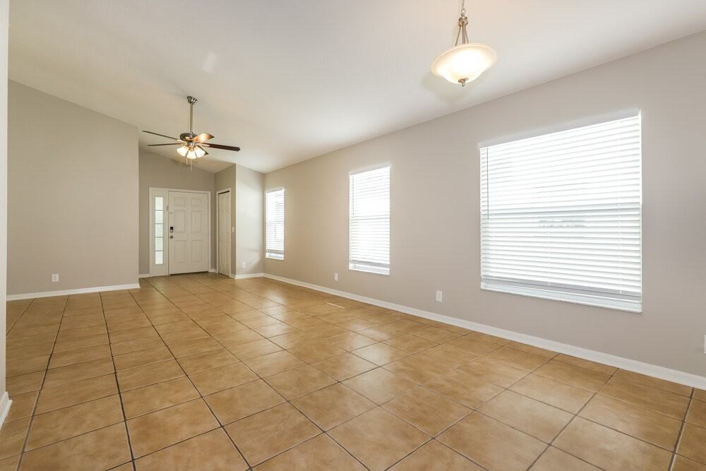 5825 Wrenwater Dr - Photo 5 of 16