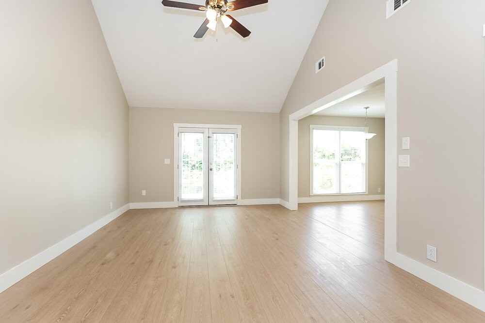 410 Lawson Rd - Photo 4 of 16