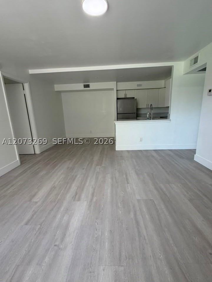 10020 Winding Lake Rd #104 - Photo 5 of 30