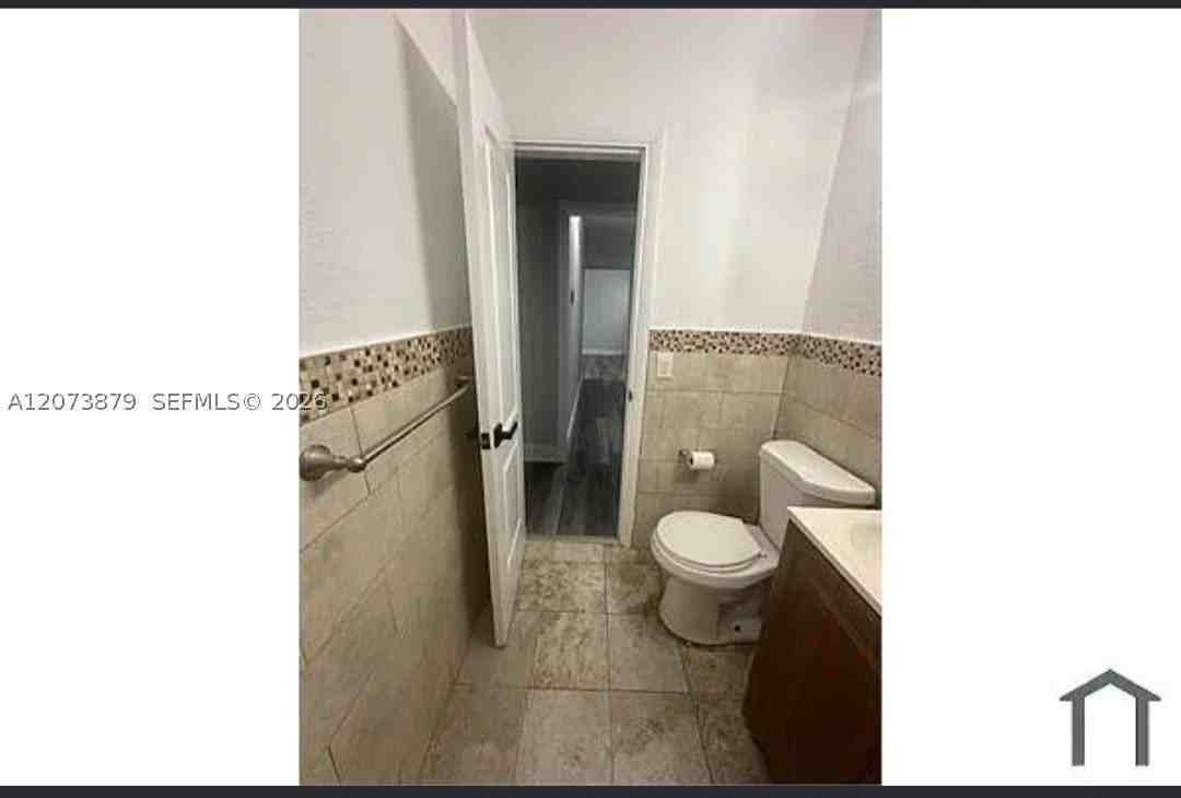 2154 Ne 168th St #2154 - Photo 5 of 6