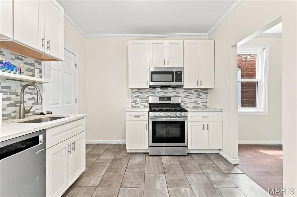 5446 Christy Ave - Photo 6 of 19