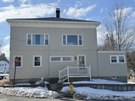 featured image of 262 Oak Hill Rd #1R